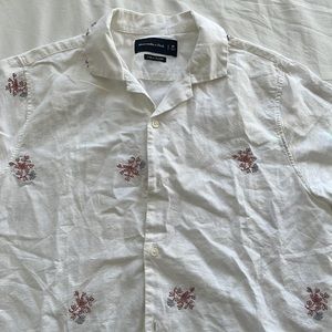 white embroidered short sleeve Abercrombie shirt